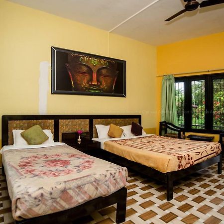 Chitwan Adventure Resort Саураха Екстериор снимка