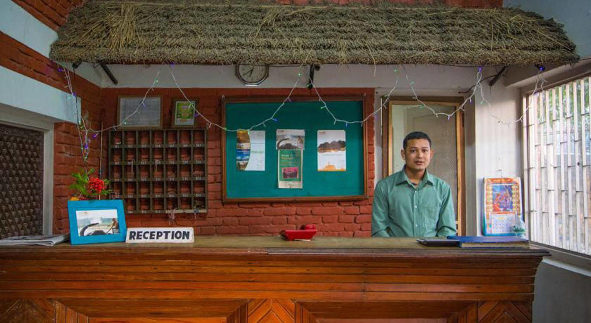Chitwan Adventure Resort Саураха Екстериор снимка